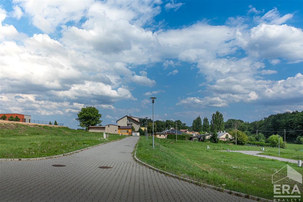Prodej stavebního pozemku 884 m²