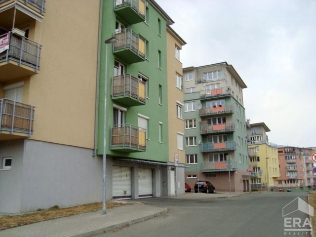 Garážové stání, Praha 4, v projektu Zelené Údolí.