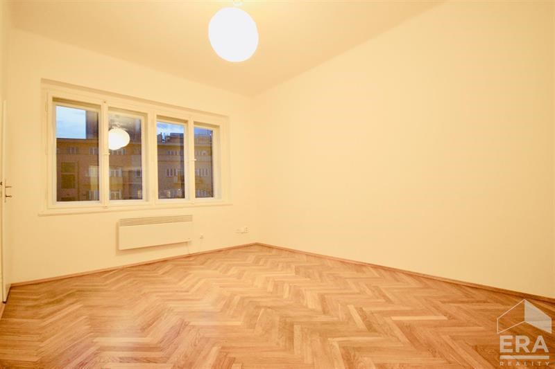 Pronájem bytu 1+kk, 26 m2, Praha – Pankrác, Doudlebská