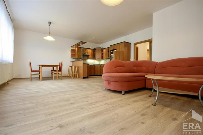 3+kk/B/2xGS, 92 m2, Zelené údolí, Praha 4