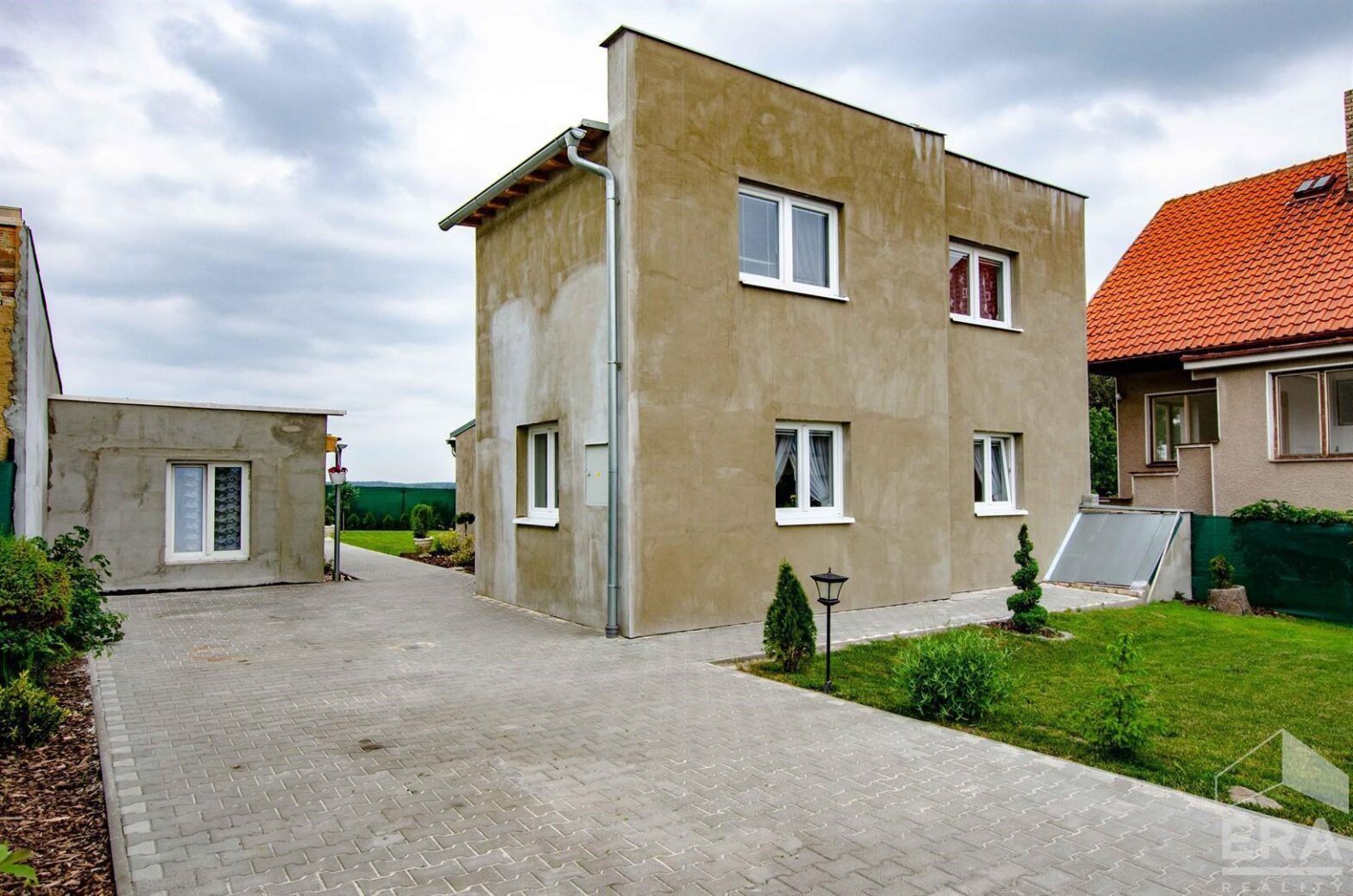 RD 3+1 po celk.rekonstrukci, pozemek 454 m2, Sadská okr. Nymburk