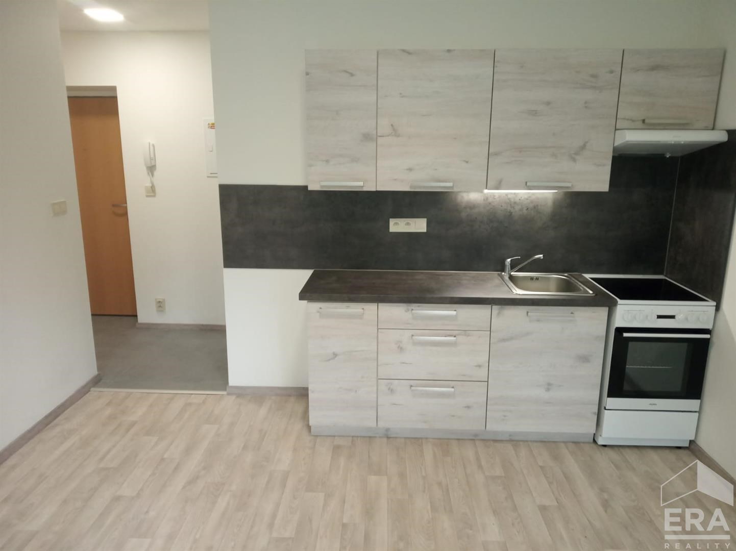 Pronájem bytu 1+kk, Opava centrum