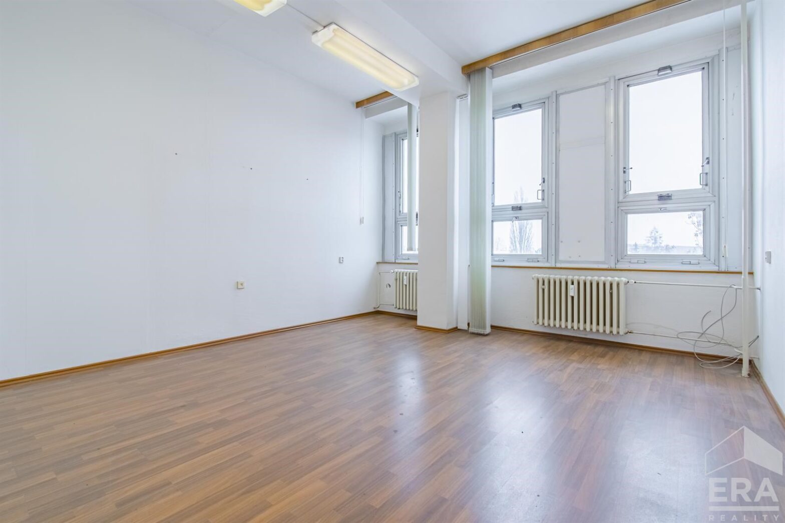 Pronájem kancelářského prostoru – tři místnosti, celkem 41,53 m2