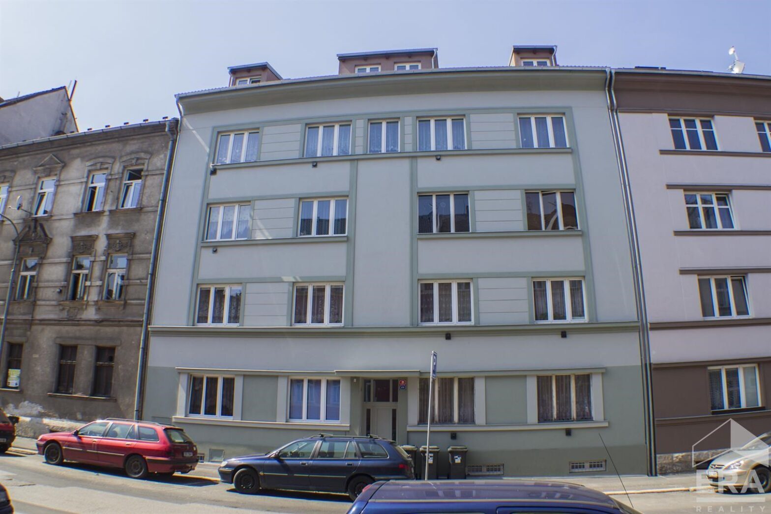 Prodej podkrovního bytu s terasou v ulici Karlova v Chebu.