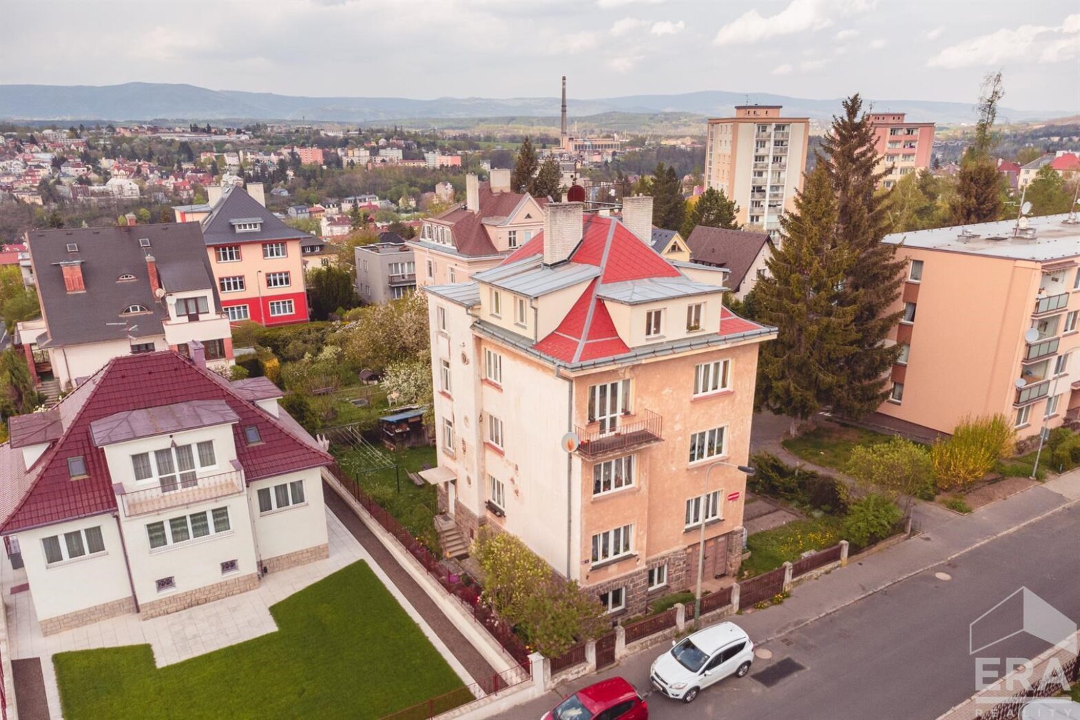 Prodej bytu 2+kk, 37 m2, Ulice Boženy Němcové, Karlovy Vary