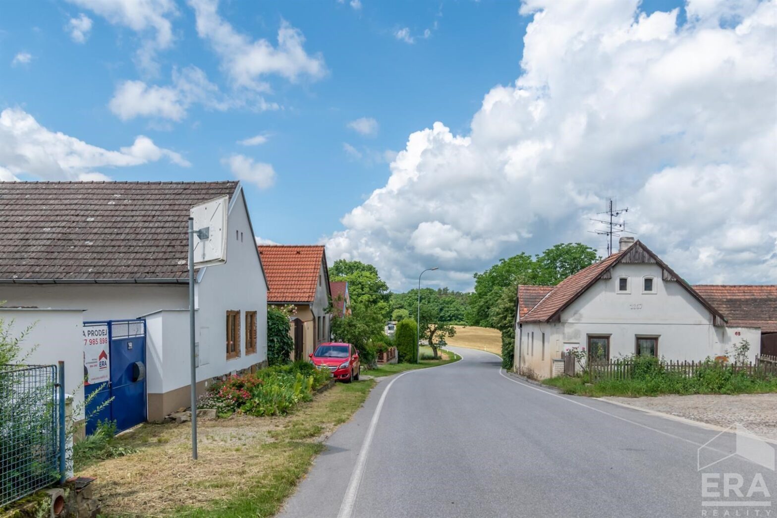 Prodej usedlosti 3+1 113m2 s pozemkem 675m2 v Novosedlech nad Nežárkou