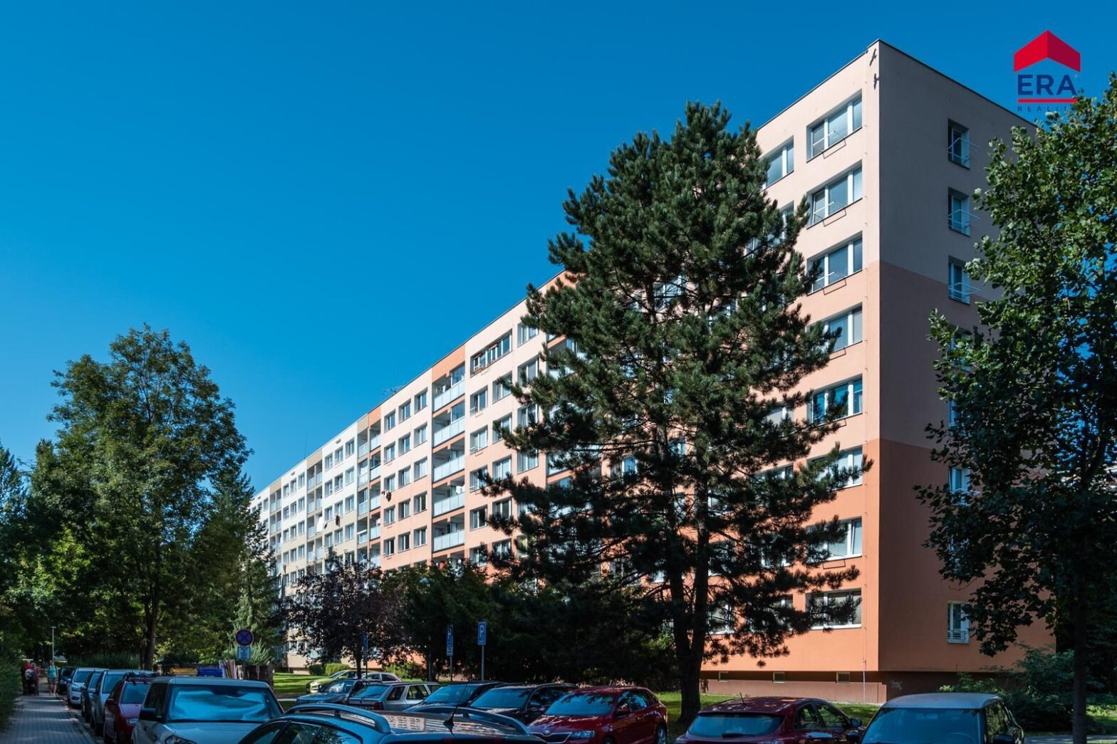 KOLÍN II – ZREKONSTRUOVANÝ BYT 2+1 S LODŽIÍ