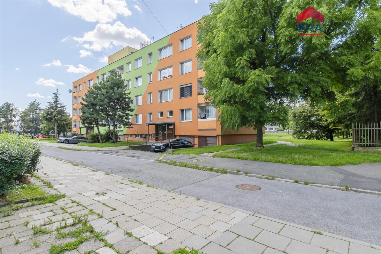 Prodej bytu 3+1, panel, 3.patro, 63m2 – Olomouc, Radova